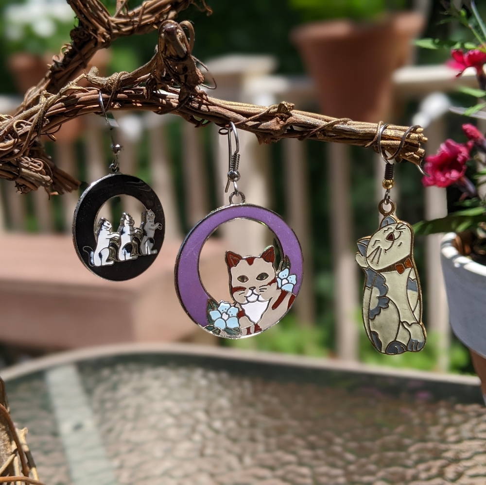 Vintage cat earring bundle